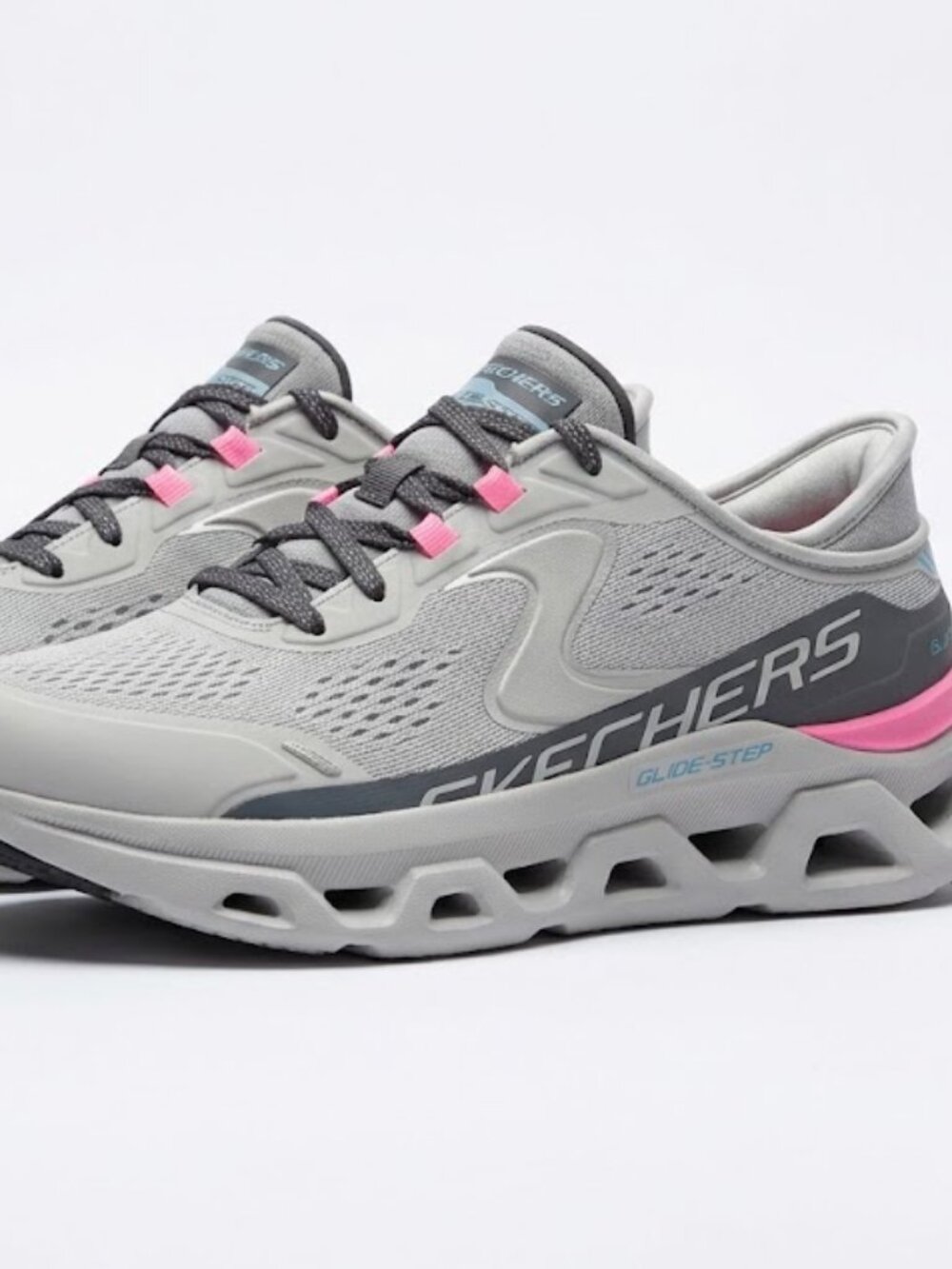 Skechers Women's Slip-ins Grey & Pink Sneakers NIB Size 7.5